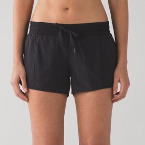 Lululemon Hotty Hot Short (Long 4") Black